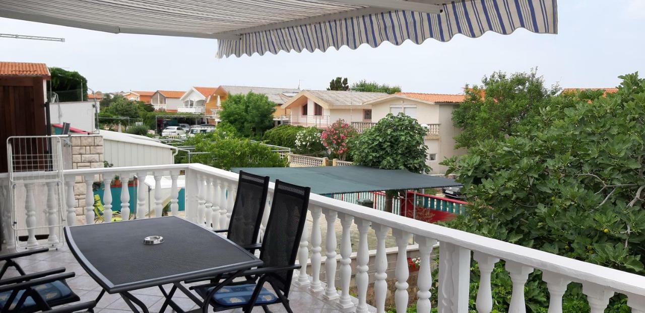Apartments Max Вир Экстерьер фото
